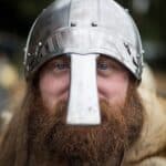 barba viking grande e cheia
